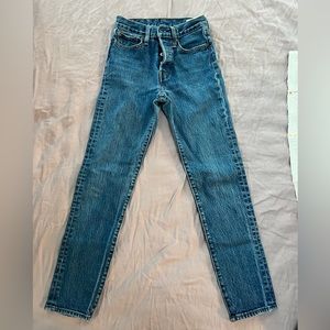 real Levi’s Women’s 24W
